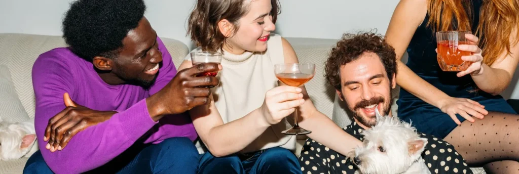 la vida homes happy people cheers